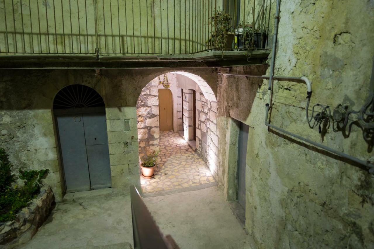 Casa Arco Antico Villa Caltabellotta Bagian luar foto